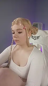 Waifu_Ketrin's Live XXX Chat