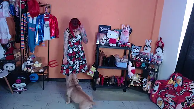 MissMiia2 Adlı Modelin Canlı XXX Sohbeti