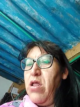 clarita_01's Webcam Show