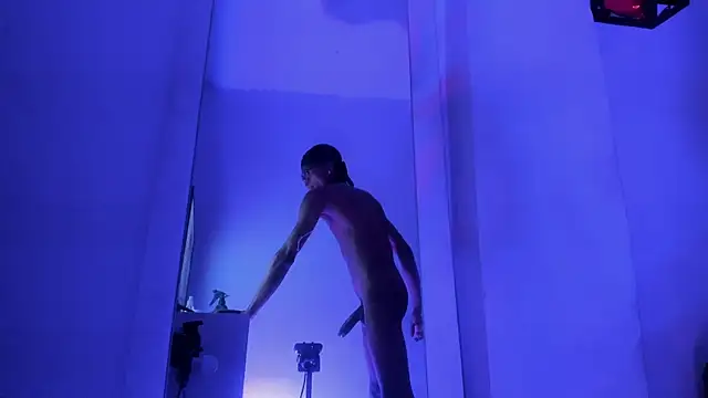 Pokazy przed kamerką – criss_zuri