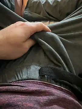 j1991j: διαδικτυακό σόου στην κάμερα