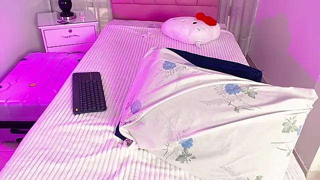 دردشة IsabelleDaza الجنسية المباشرة