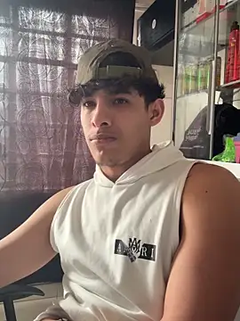 MaxStar26 Show in webcam