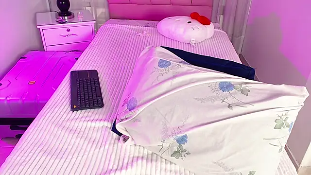 IsabelleDaza Webcam-Show