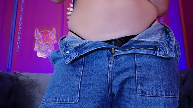 Czat XXX na żywo – Julieta_Russell