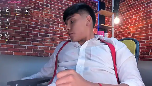 Thiago_Kozak Webcam-Show