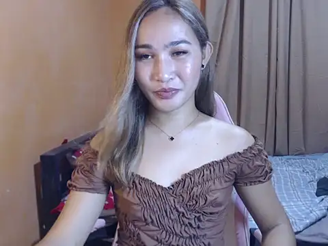 ur_Katrina69: онлайн-секс-чат