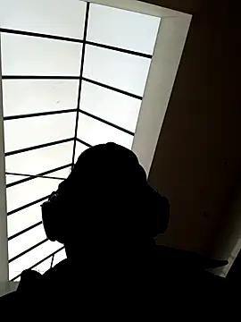 Mikaaa97 即時 XXX 聊天