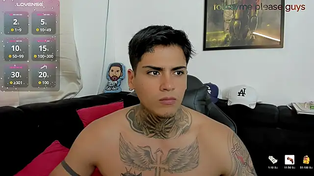 sweetlatinoboy 网络视讯表演