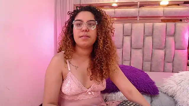 Chat XXX ao vivo de AllisonAdams_