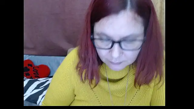 Show de PlayfullMature na webcam