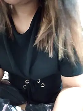 Tanha18 Adlı Modelin Canlı XXX Sohbeti