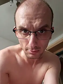 Show modela UpbeatXiphias na web-kameri