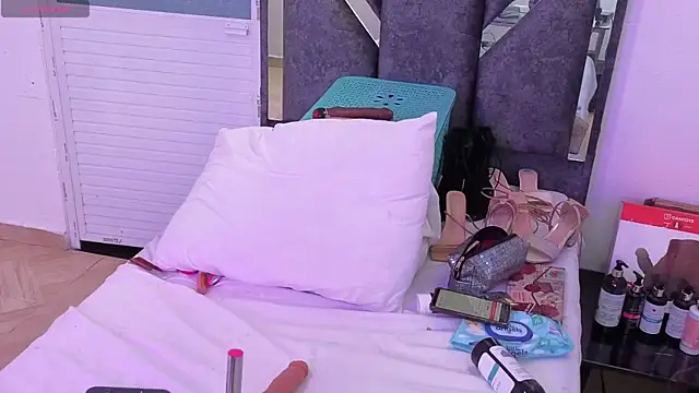 liana_hot_'s Live XXX Chat