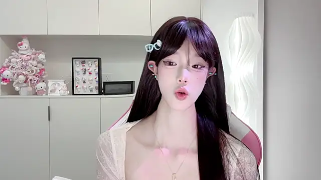 -Moonshine 即時 XXX 聊天