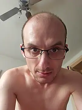 Show modela UpbeatXiphias na web-kameri