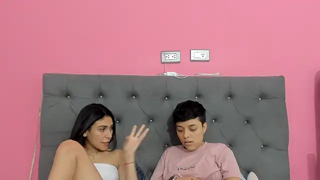 ariloe_quintero 라이브 XXX 채팅