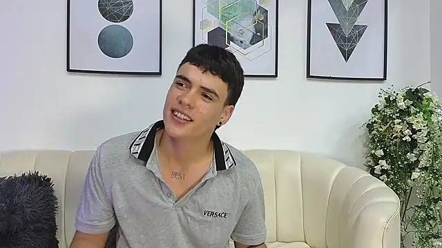 Chatroom XXX en direct de BenitoSaenz