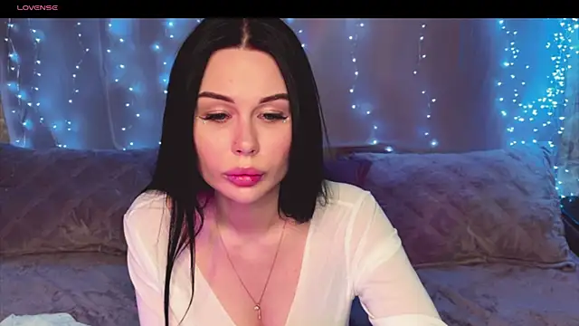 LolaTyanni – webcam-show