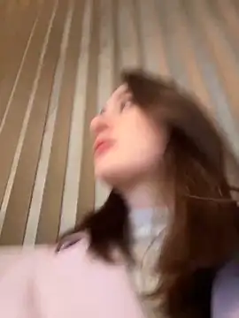 Dina_Teasen Webbikameraesitys