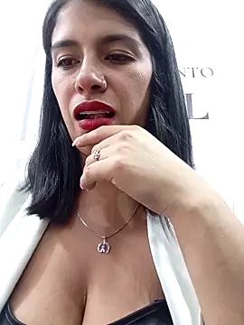 Show de Nathaly_12 na webcam