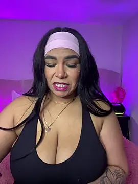 Vicky_Saidi: онлайн-секс-чат