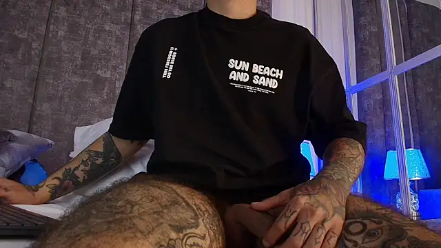 Show de kaletattoo na webcam