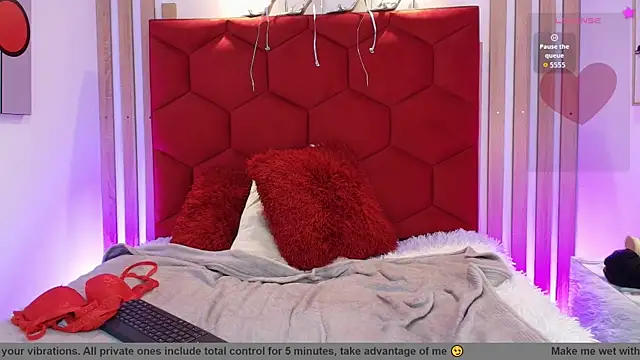 EmmaJhomson's Live XXX Chat