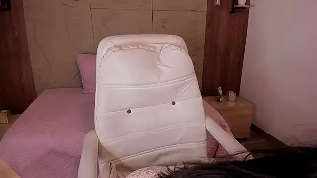 XXX chat uživo modela Malu_M