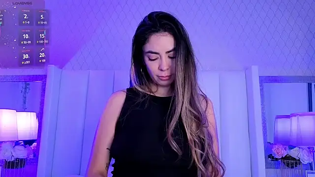 Онлайн чат XXX CristalHeart_