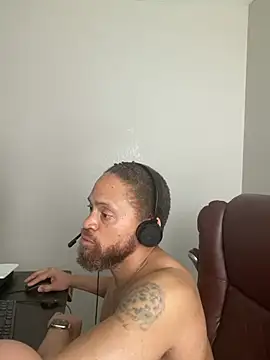 Fathero1time Chat XXX live