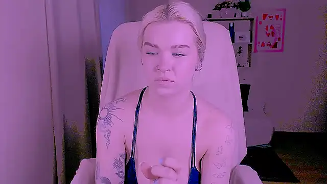 Hot_Blonda – Live XXX-chat