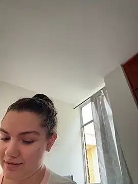 Eva_stark10: διαδικτυακό σόου στην κάμερα