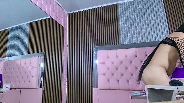 LUCIANA_FOX_TS Webcam show