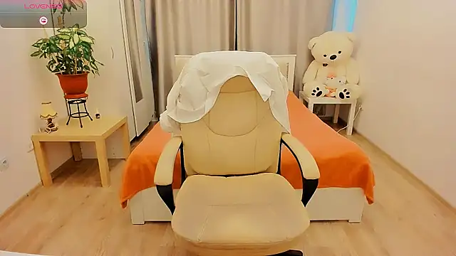 Nina_More's Live XXX Chat