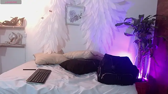 Chat +18 de melany_benson ao vivo