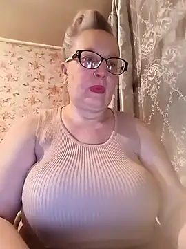 Chat XXX en directo de Cerd_Ayaz