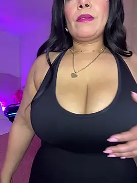 Vicky_Saidi Chat XXX in diretta