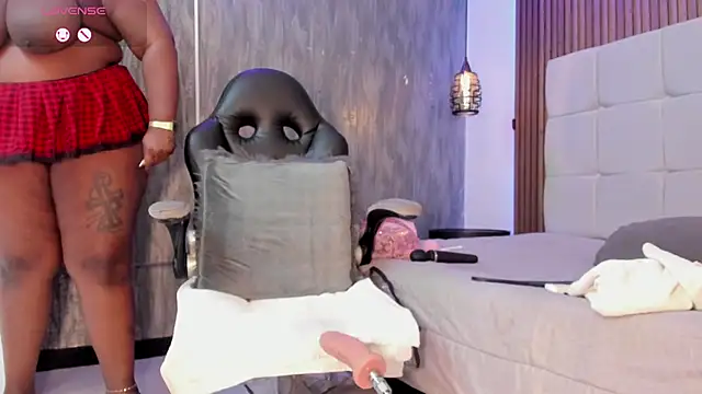 Chat XXX en directo de Saravy_Blandon