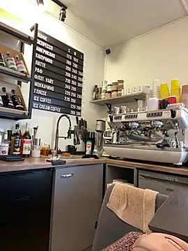 Chat +18 de cinnabon_ ao vivo