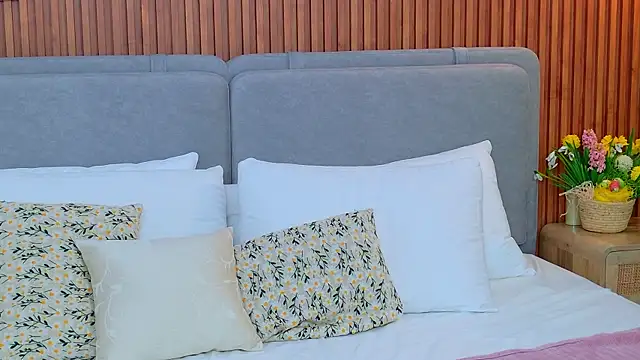 Chat +18 de Sandy_Edvards ao vivo