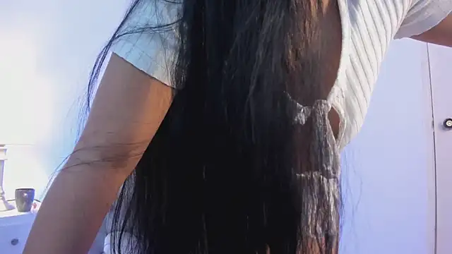 Chat +18 de JulietaFerrer_ ao vivo