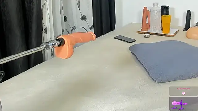 CREAMY_BUBBLEGUM Live XXX-Chat