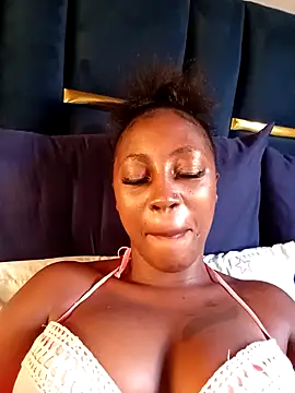 CocoButterxox's Live XXX Chat