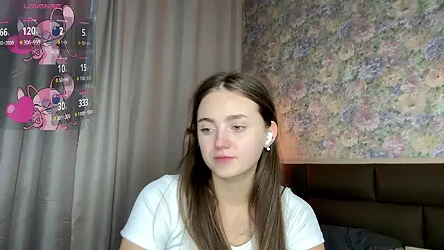 LoraDavi: онлайн-секс-чат