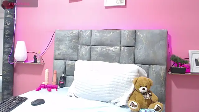 celestebell_: απευθείας συνομιλία ΧΧΧ