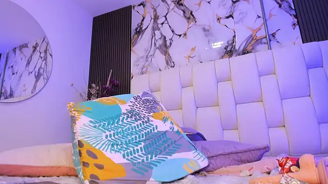 Онлайн чат XXX alisstarr