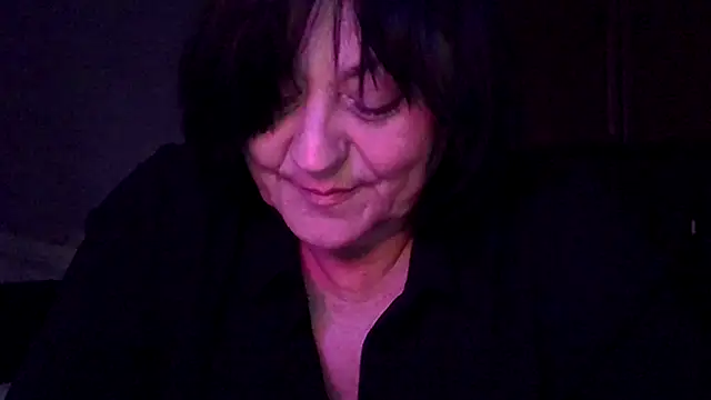 Show modela bagiraa_a na web-kameri