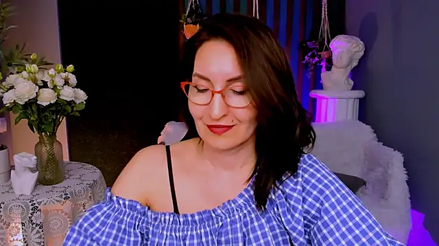 UnaTerra's Live XXX Chat