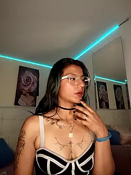 SamathaMay 即時 XXX 聊天